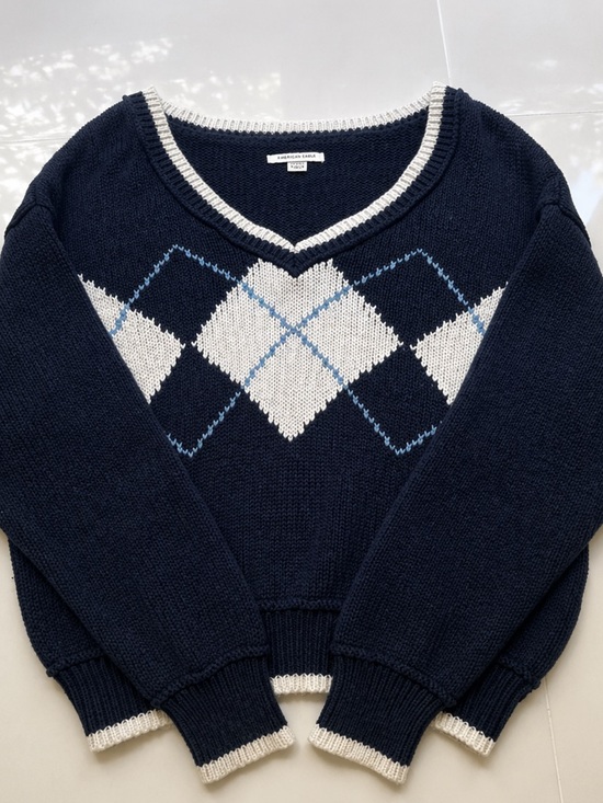 American Eagle Outfitters Sweaters - American Eagle Outfitters Navy, Ivory & Light Blue Argyle V-Neck Sweater